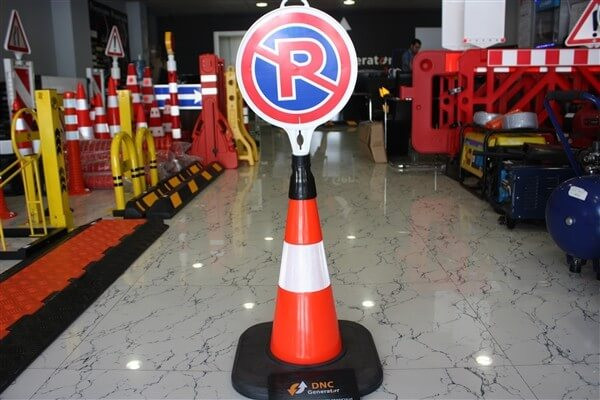 Con Reflectorizant, inaltime 50cm, o folie reflectorizanta, Baza Cu Greutate