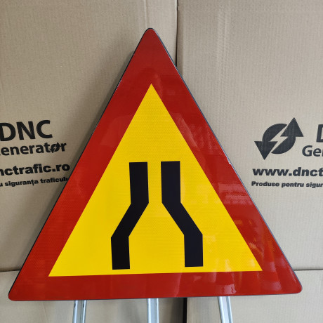 Drum ingustat pe ambele parti U1, Indicator rutier | Semn de circulatie