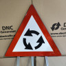 Presemnalizare intersectiei cu sens giratoriu, Indicator rutier | Semn de circulatie