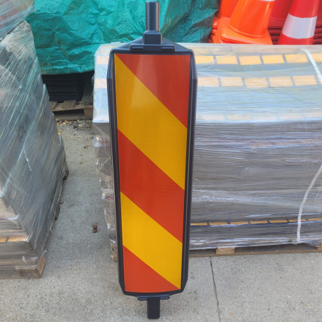 Baliza directionala, folie reflectorizanta CLASA 2, baza 15 kg