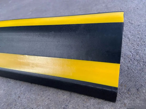 Colțar de protecție din cauciuc EPDM și întăritură din oțel, 10x100cm