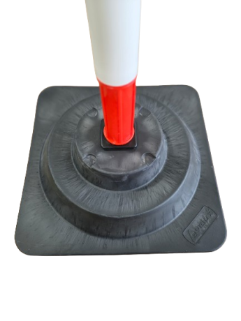 Stalp mobil, greutate 1.8kg, diametru Ø 4cm, inaltime reglabila max. 90cm