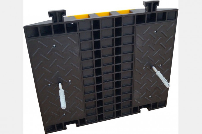 Protectie pentru cabluri, pod pentru cablu, 3 canale Ø 5cm