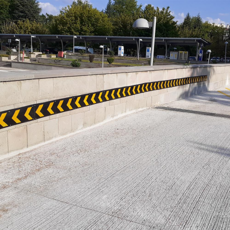 Panou protectie perete parcare, dimensiuni 80x22cm