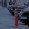 Lampă semnalizare solară, prindere stâlpi cauciuc, lumină roșie